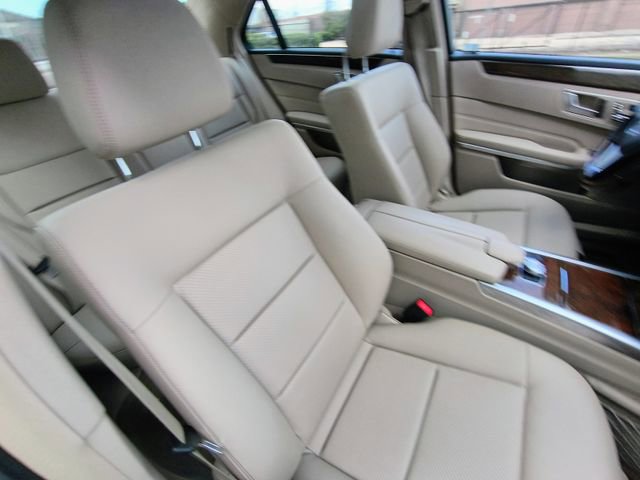 Used 2014 Mercedes-Benz E 250 BlueTEC Sedan image 47