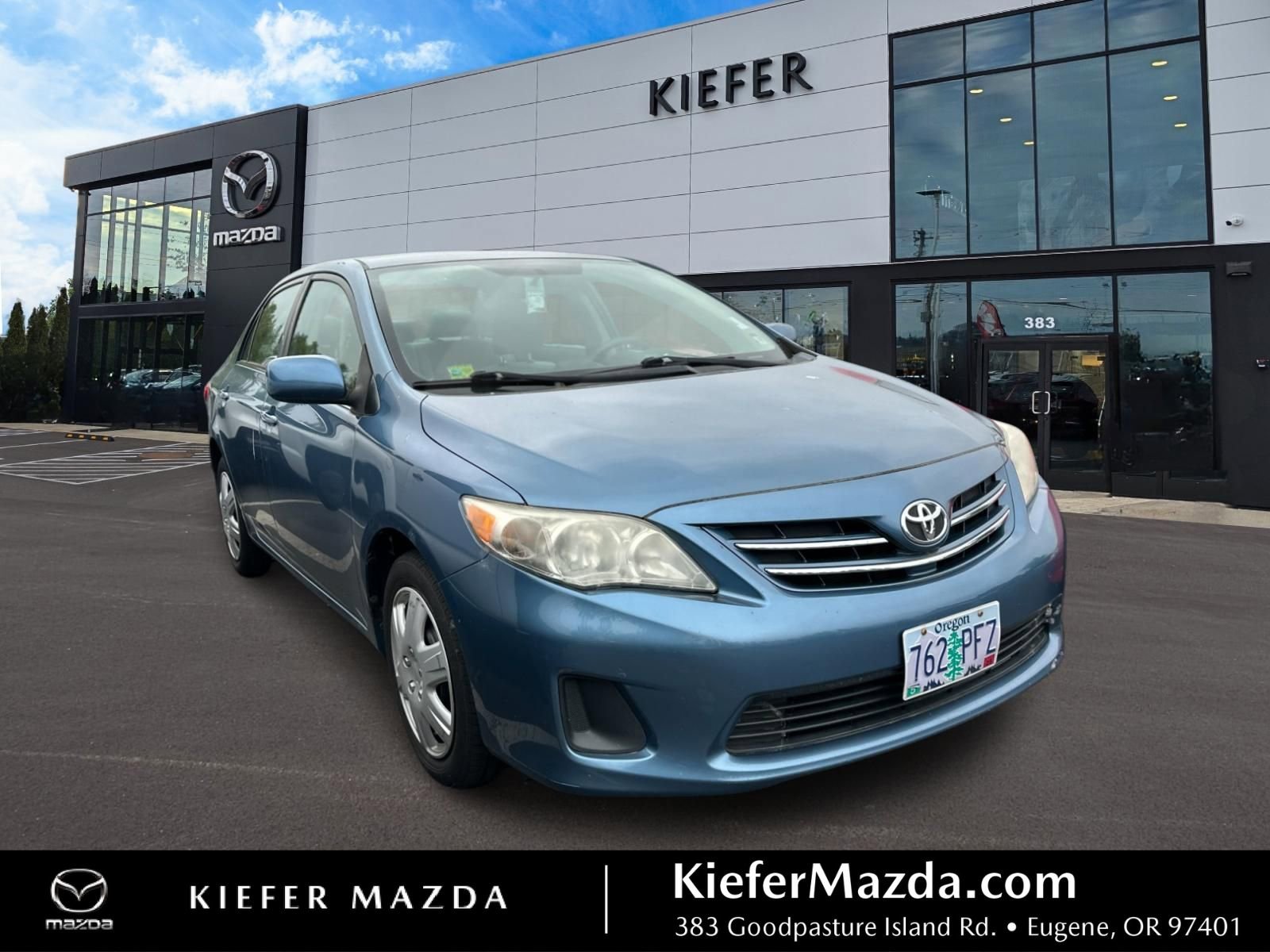 Used 2013 Toyota Corolla LE FWD image 1