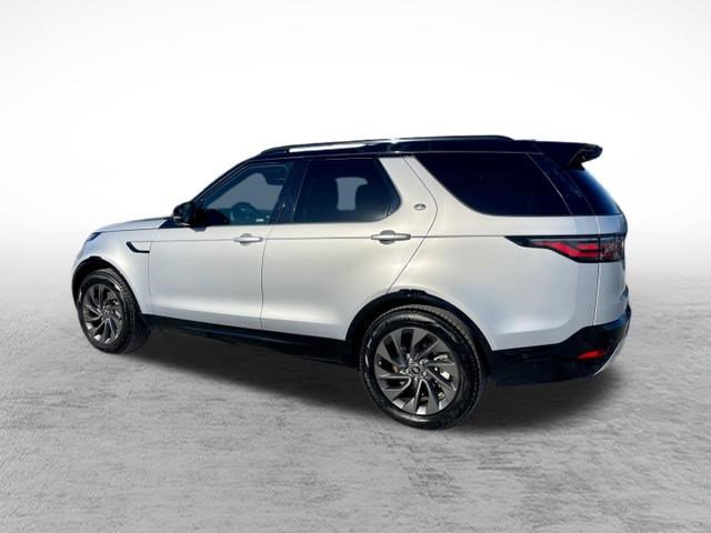 Certified 2024 Land Rover Discovery Dynamic SE image 5
