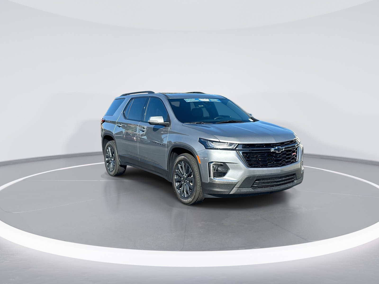 Used 2023 Chevrolet Traverse RS AWD/4WD image 2
