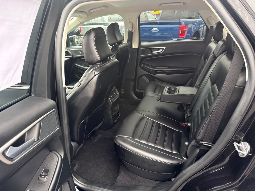 Used 2024 Ford Edge SEL w/ Convenience Package AWD/4WD image 16