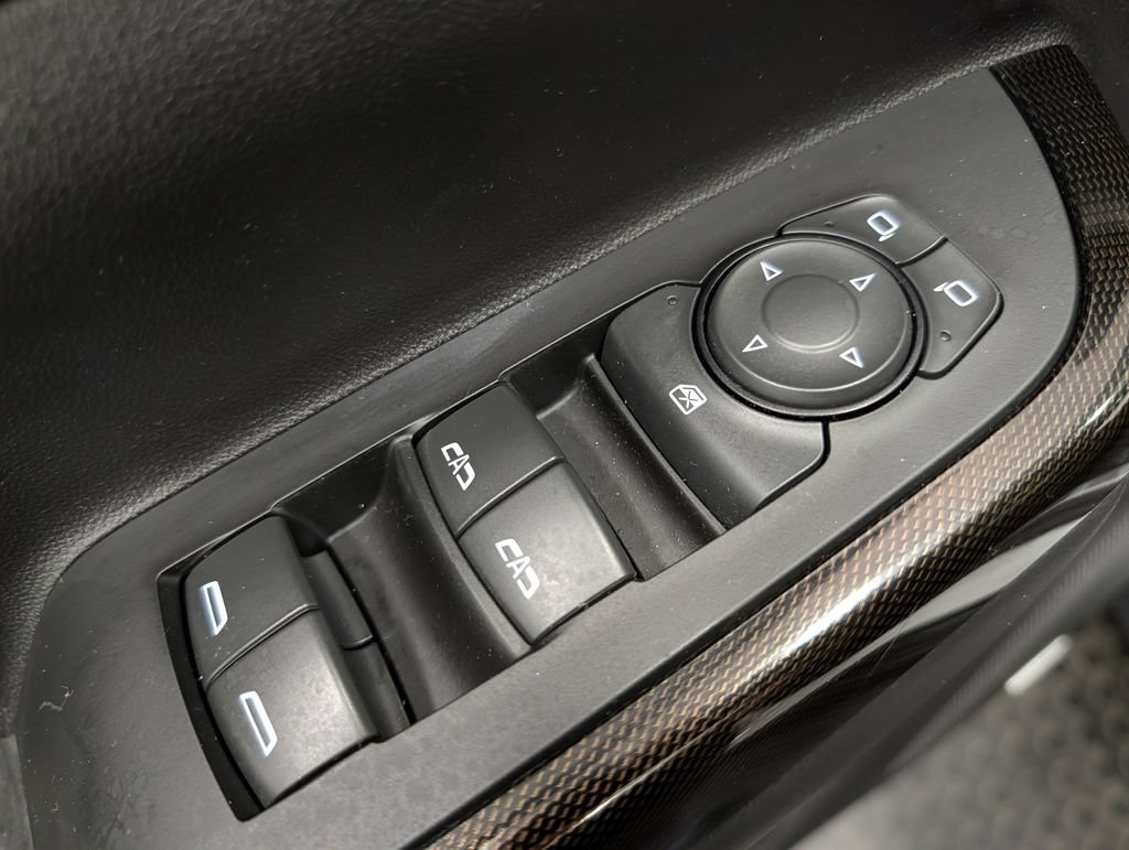 Used 2023 GMC Acadia AT4 AWD/4WD image 11