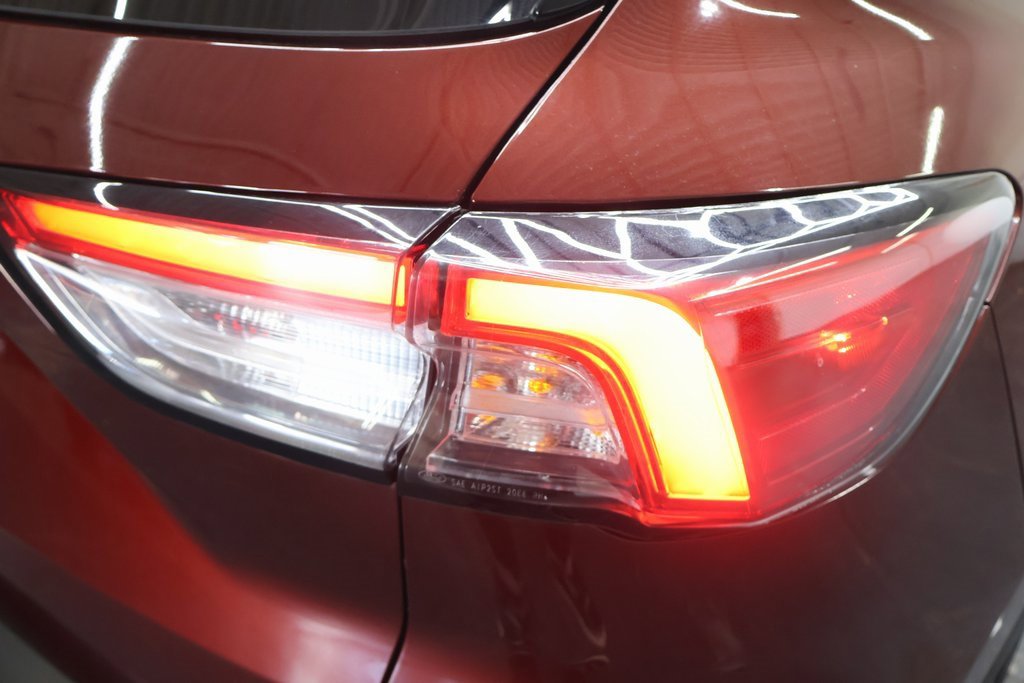 Used 2021 Ford Escape SE image 27