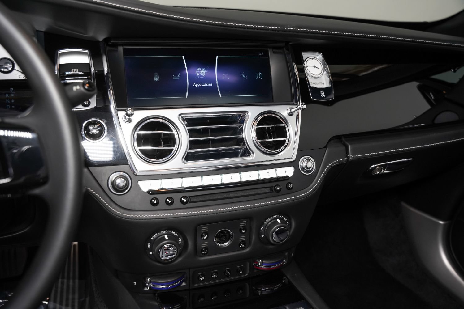 Used 2019 Rolls-Royce Dawn RWD image 42