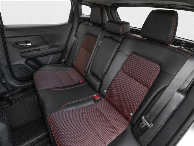 New 2026 Nissan Kicks SR FWD image 9