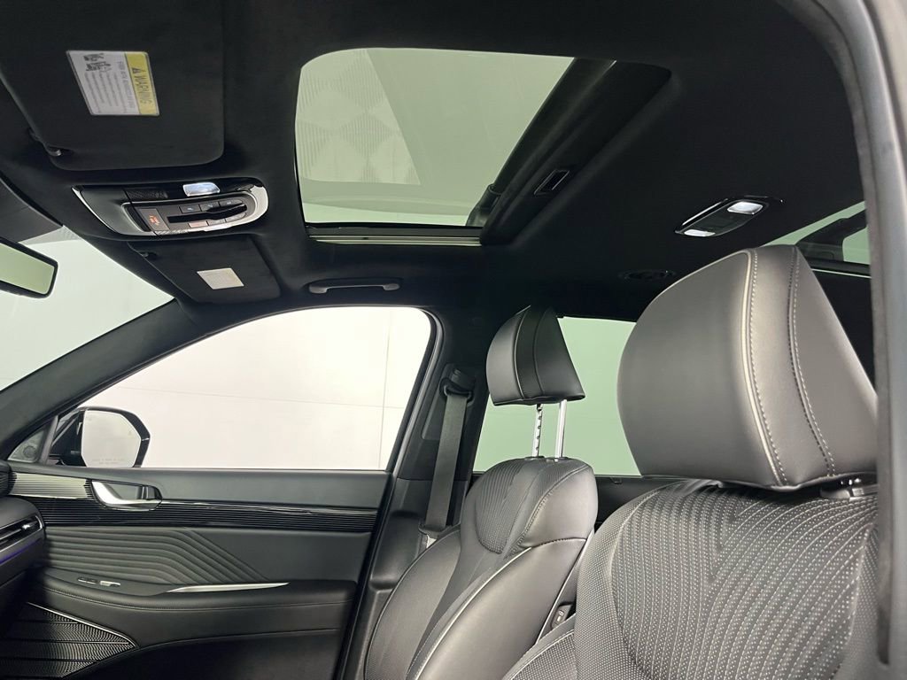 Used 2025 Hyundai Palisade Calligraphy image 24