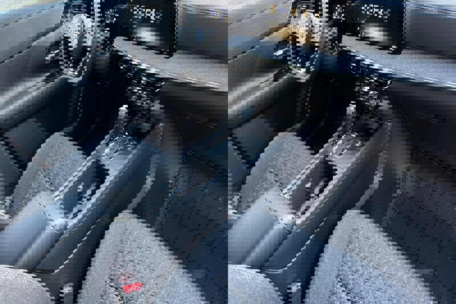 New 2026 Nissan Kicks SV w/ Cold Weather Package image 16