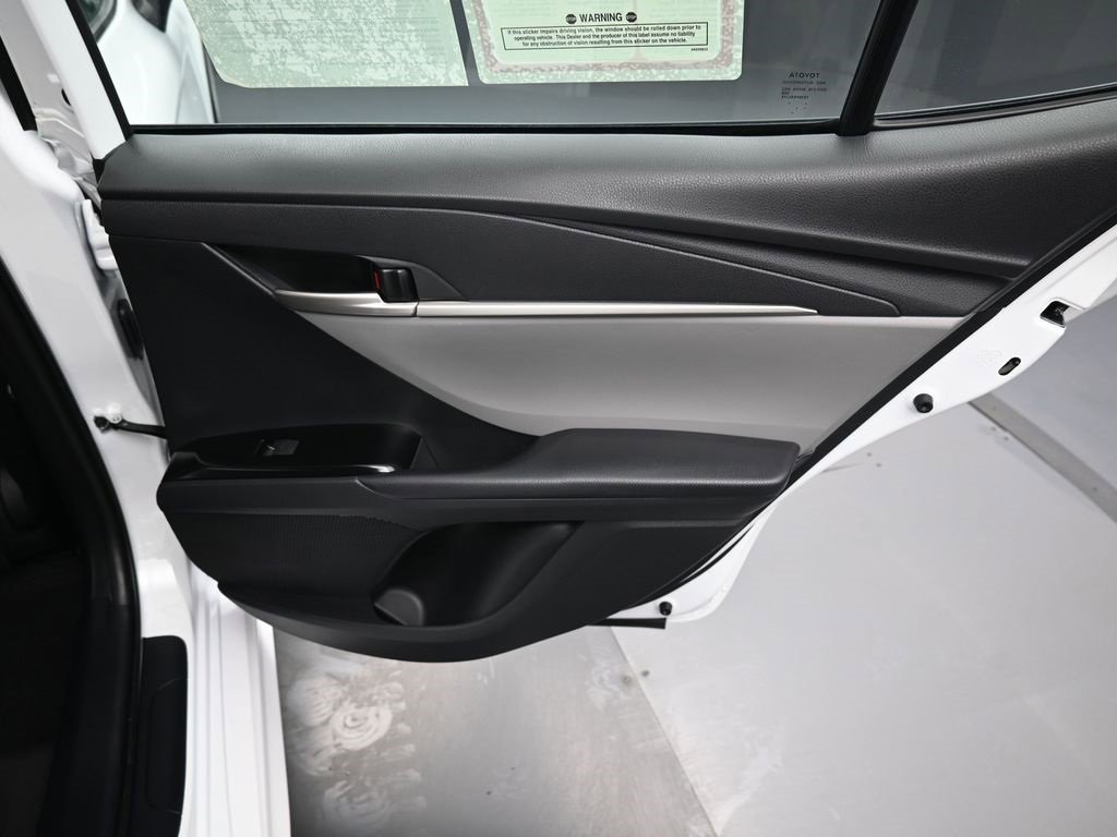 Certified 2025 Toyota Camry SE image 31