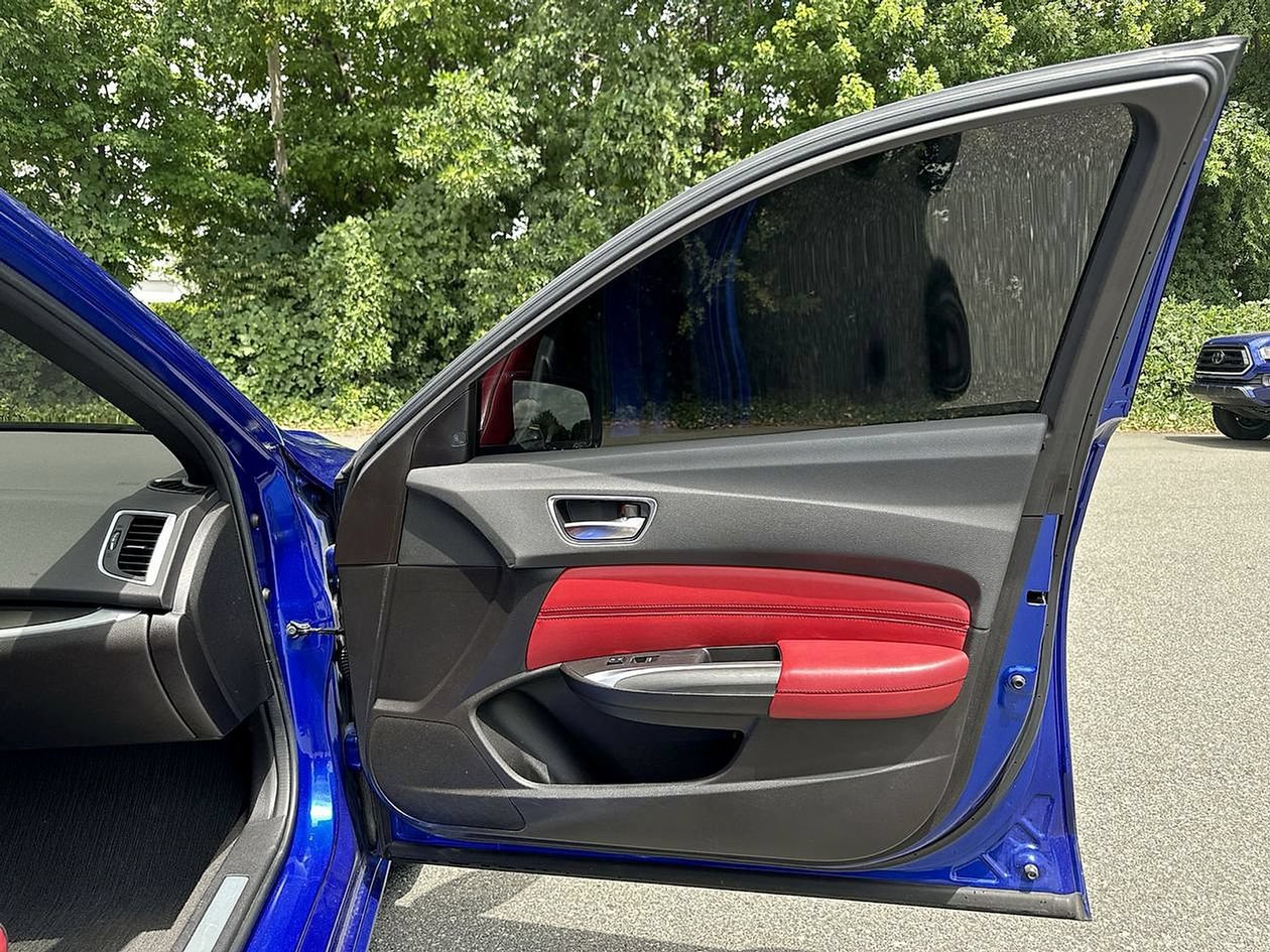 Used 2020 Acura TLX w/ A-SPEC Package FWD image 31