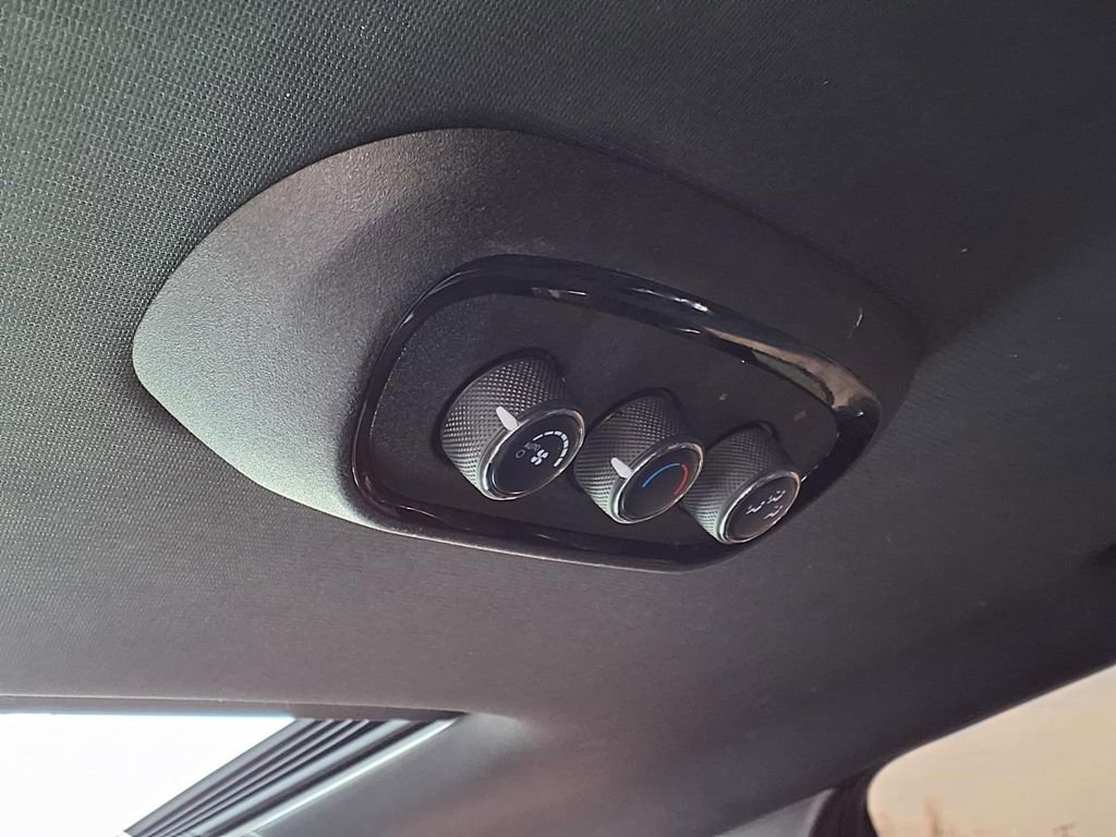 Used 2021 Dodge Durango R/T w/ Blacktop Package image 24