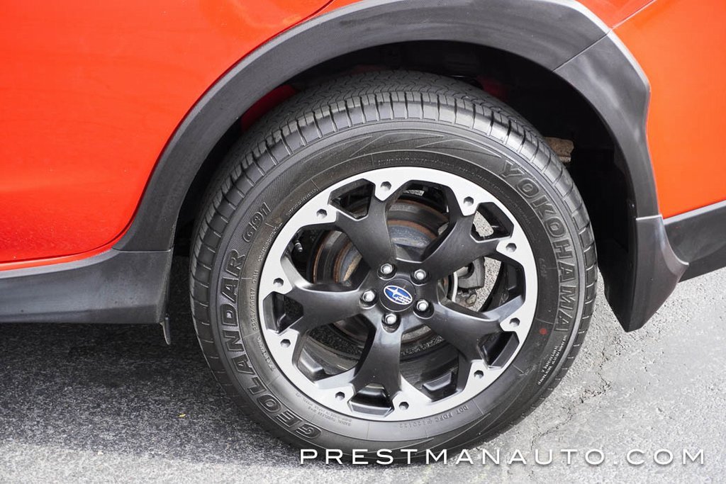 Used 2022 Subaru Crosstrek 2.0i Premium w/ Moonroof Package image 21