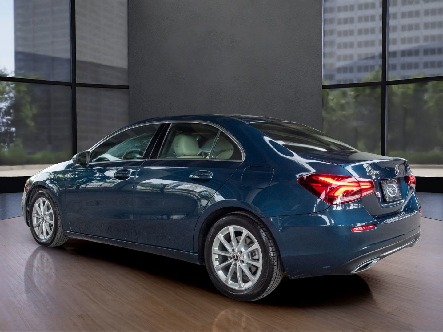 Used 2019 Mercedes-Benz A 220 A 220 image 4