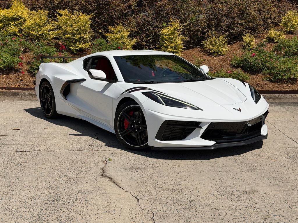 Used 2022 Chevrolet Corvette Stingray Preferred Cpe w/ Z51 Performance Package RWD image 1