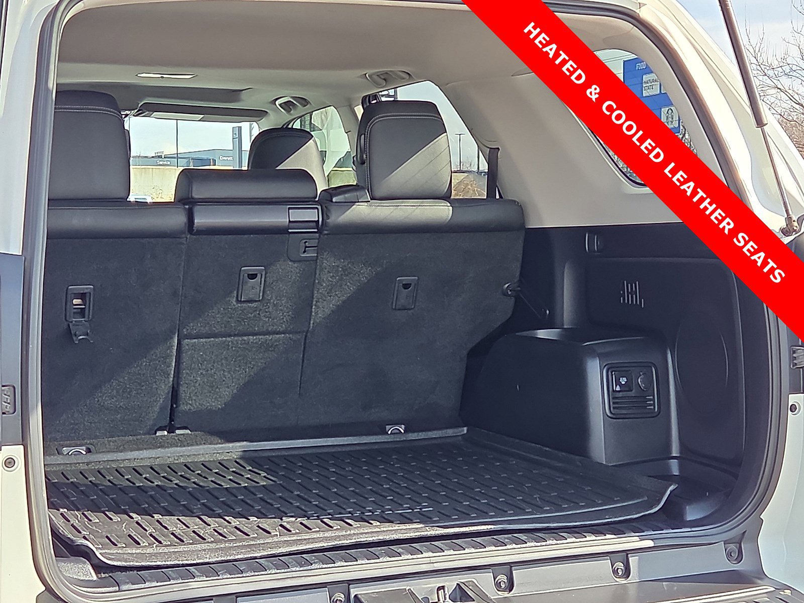 Used 2022 Toyota 4Runner Limited image 9