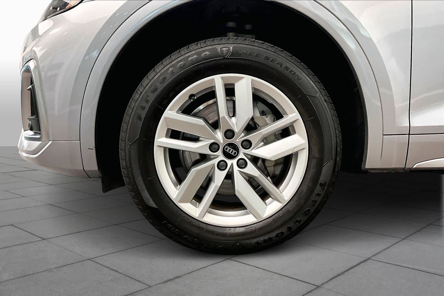 Certified 2023 Audi Q5 2.0T Premium w/ Convenience Package AWD/4WD image 11