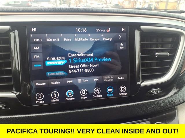 Used 2018 Chrysler Pacifica Touring-L w/ Advanced Safetytec Group image 19