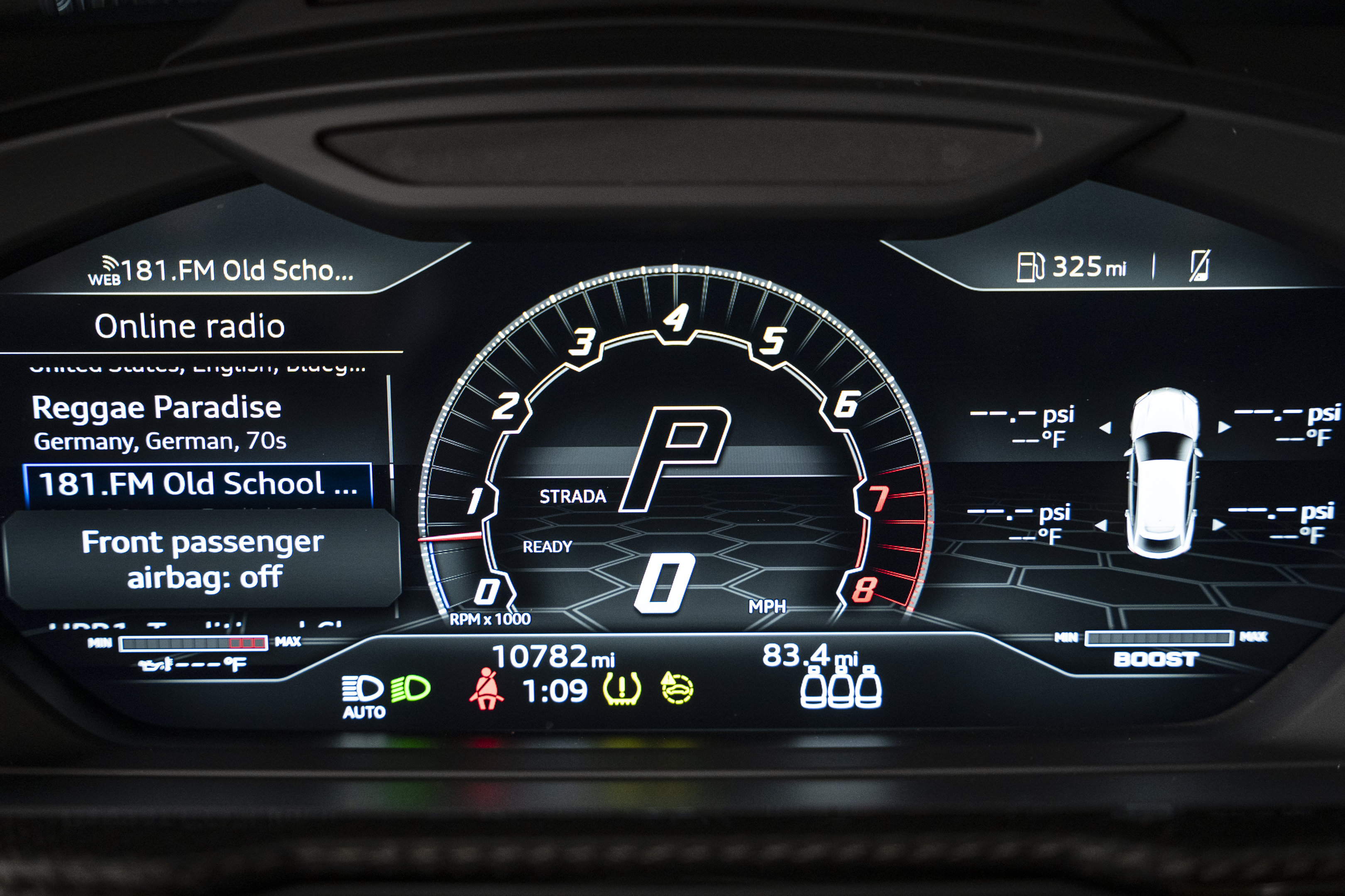 Used 2022 Lamborghini Urus AWD/4WD image 44
