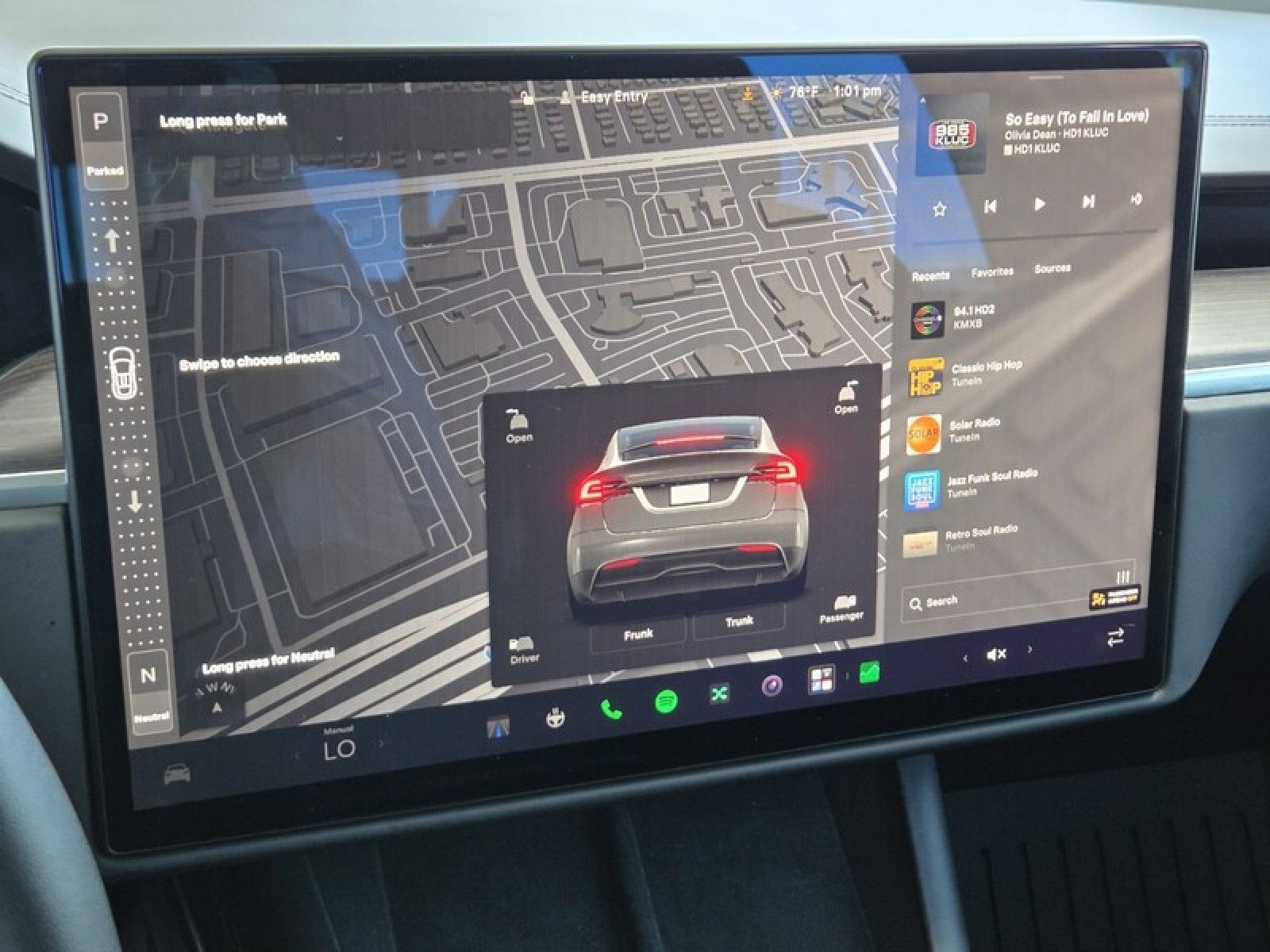 Used 2024 Tesla Model X AWD/4WD image 28