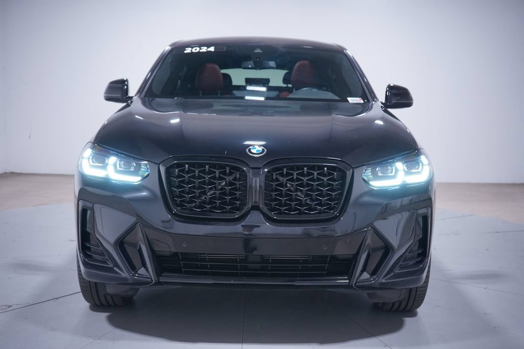 Used 2024 BMW X4 xDrive30i AWD/4WD image 4