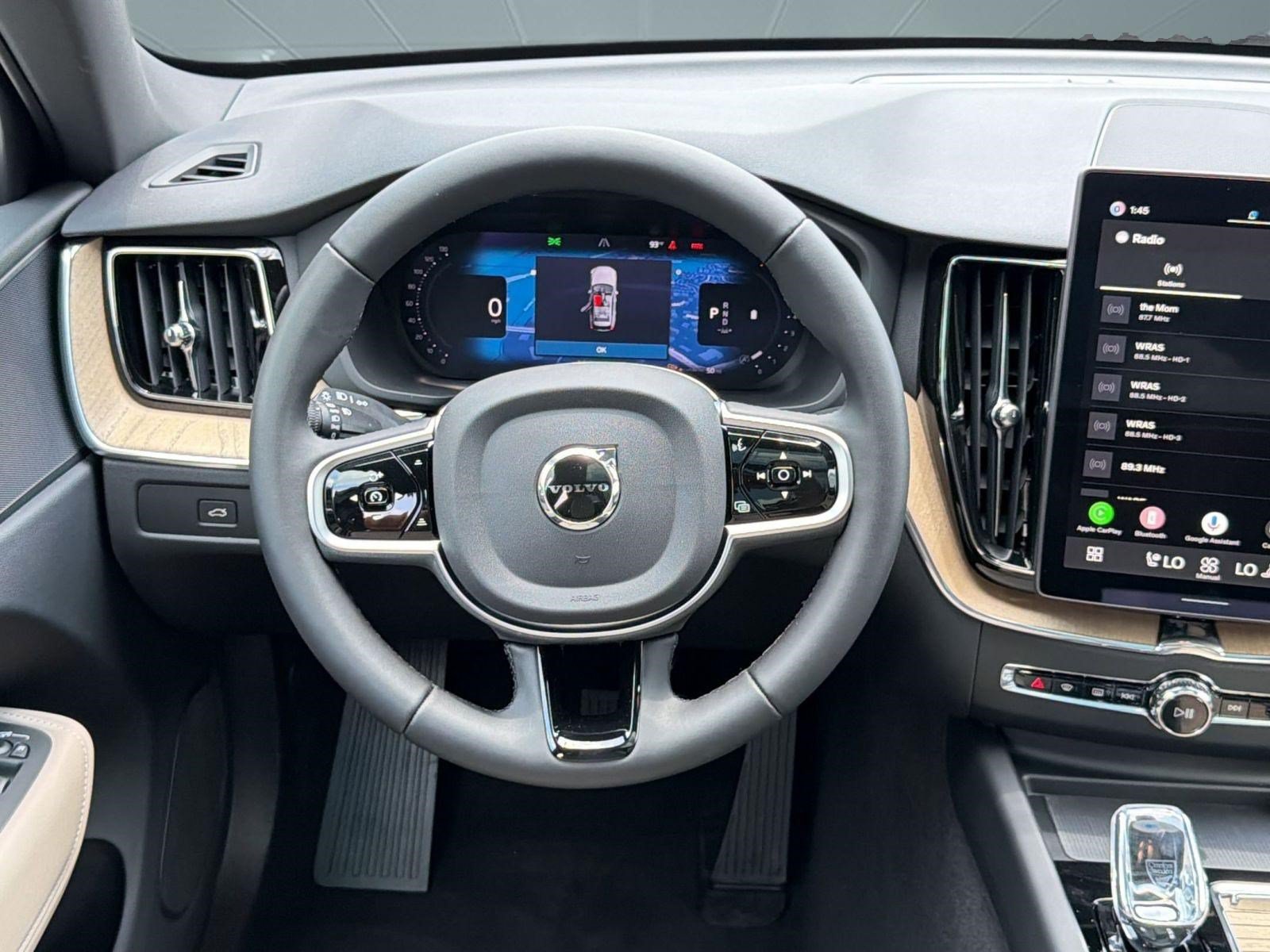 New 2026 Volvo XC60 B5 Plus w/ Climate Package AWD/4WD image 17