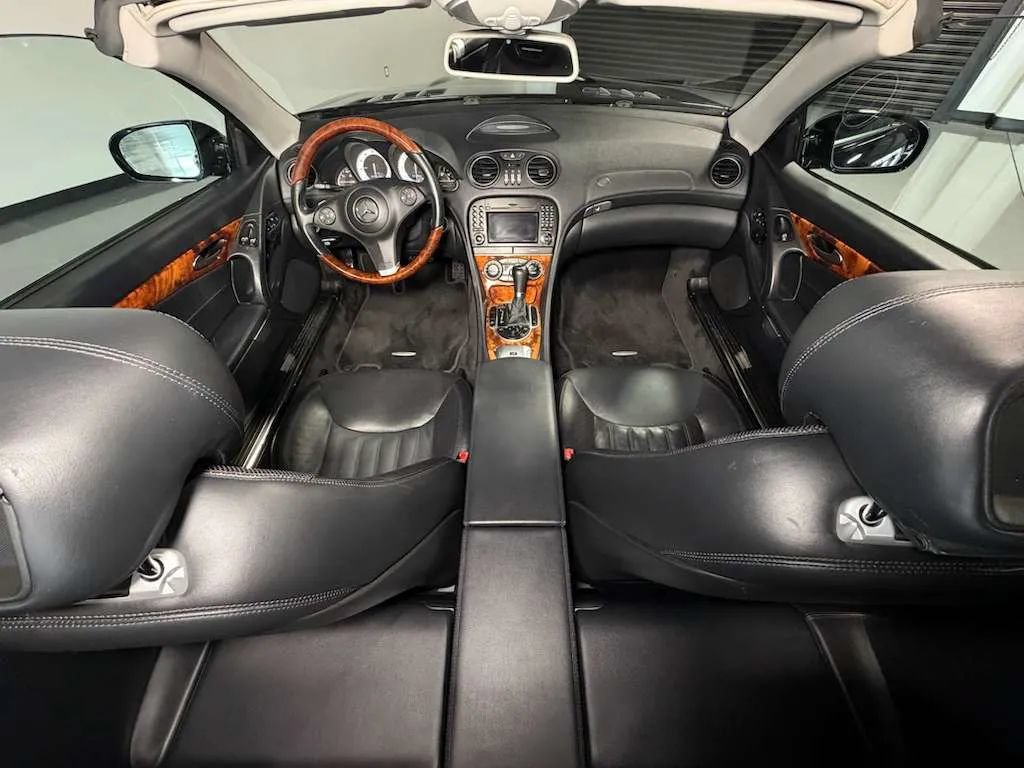 Used 2011 Mercedes-Benz SL 550 w/ Premium I Pkg image 14