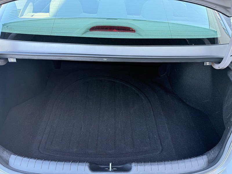 Used 2024 Hyundai Elantra SEL FWD image 32