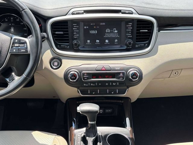 Used 2019 Kia Sorento EX AWD/4WD image 26