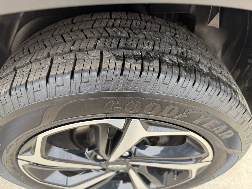 Used 2023 Chevrolet TrailBlazer RS w/ Convenience Package image 41