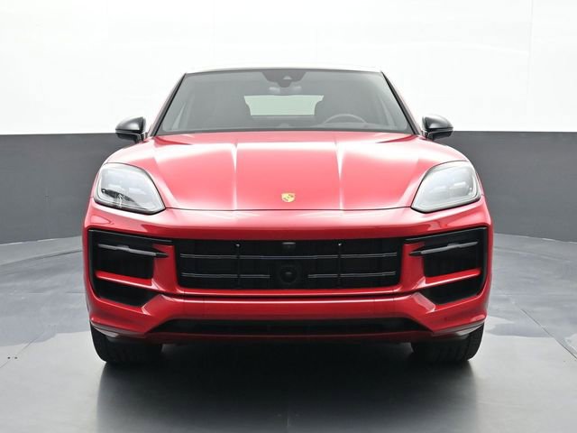 Used 2025 Porsche Cayenne Coupe image 25