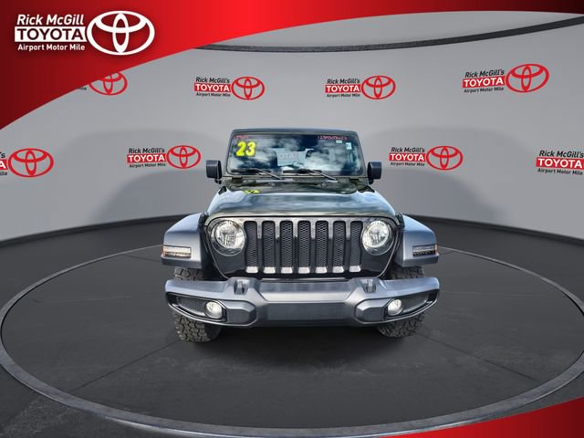Used 2023 Jeep Wrangler Willys image 3