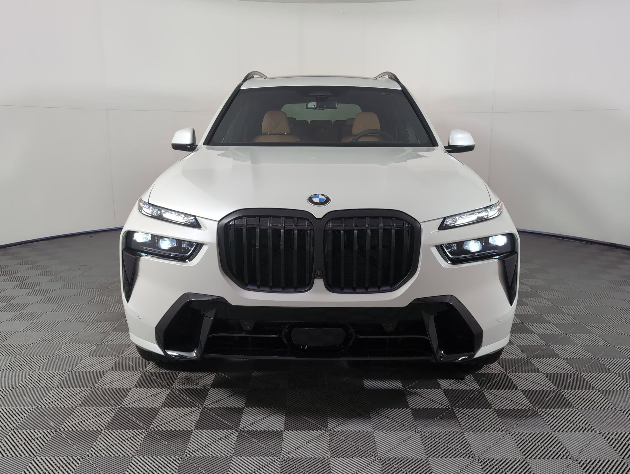 New 2026 BMW X7 xDrive40i w/ Executive Package image 5