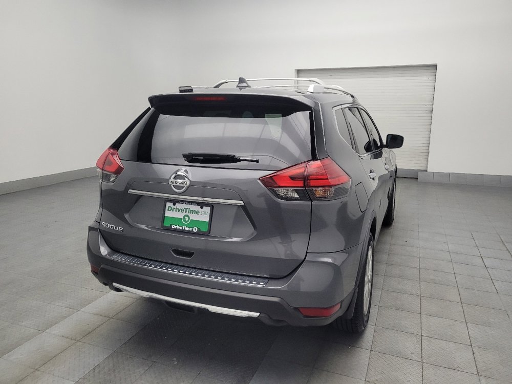 Used 2017 Nissan Rogue S w/ Appearance Package image 9
