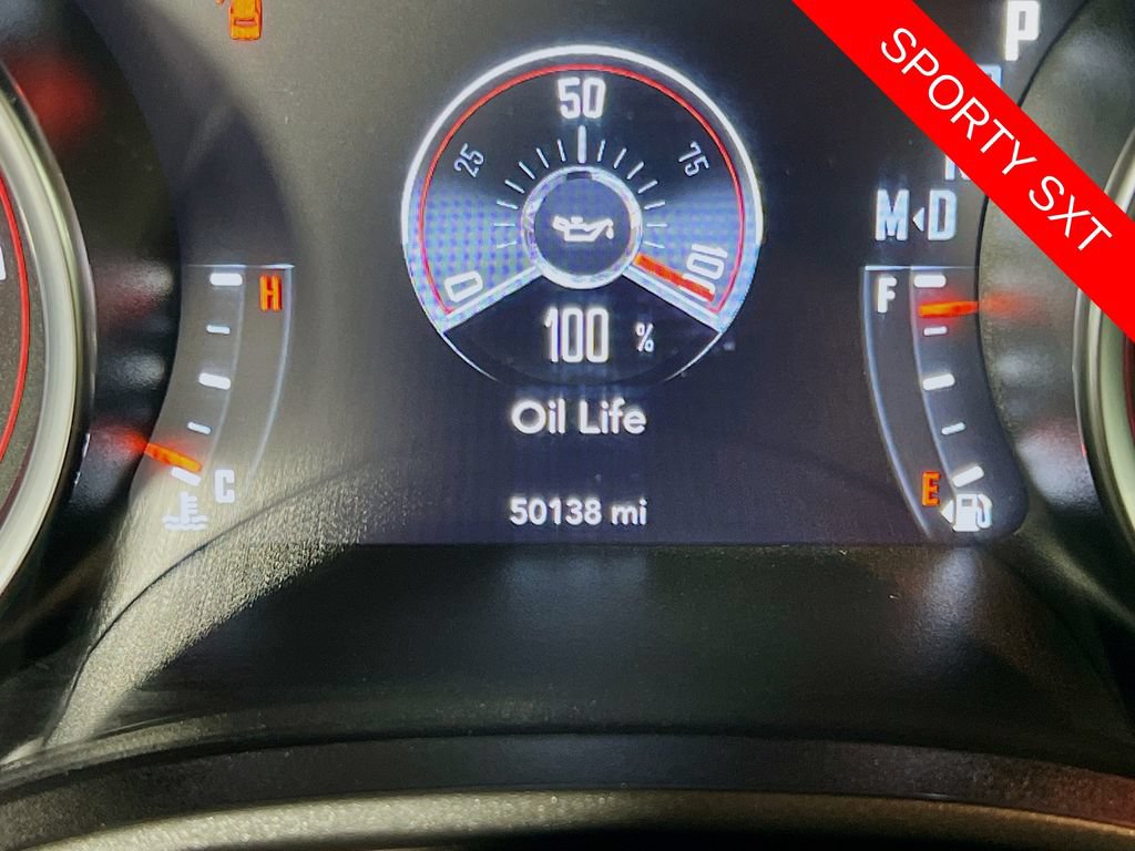 Used 2019 Dodge Challenger SXT RWD image 12