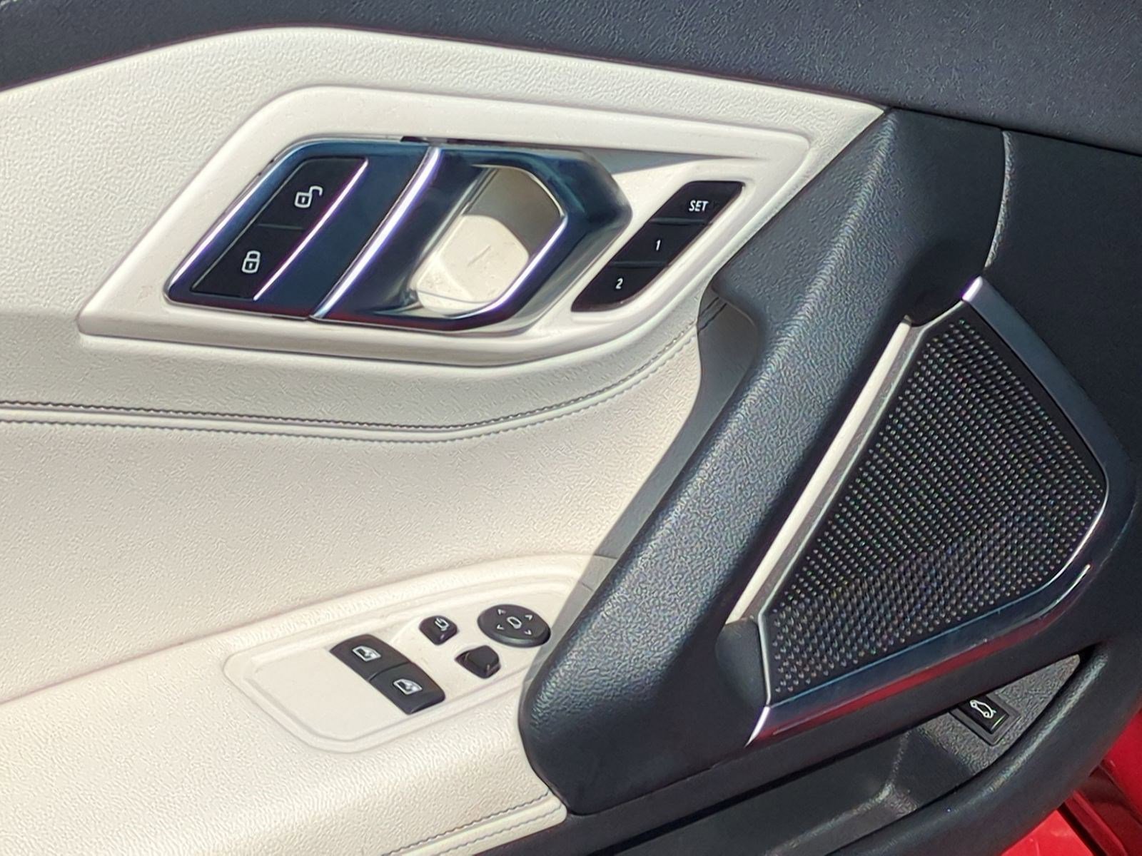 Used 2020 BMW Z4 sDrive30i w/ Premium Package image 15