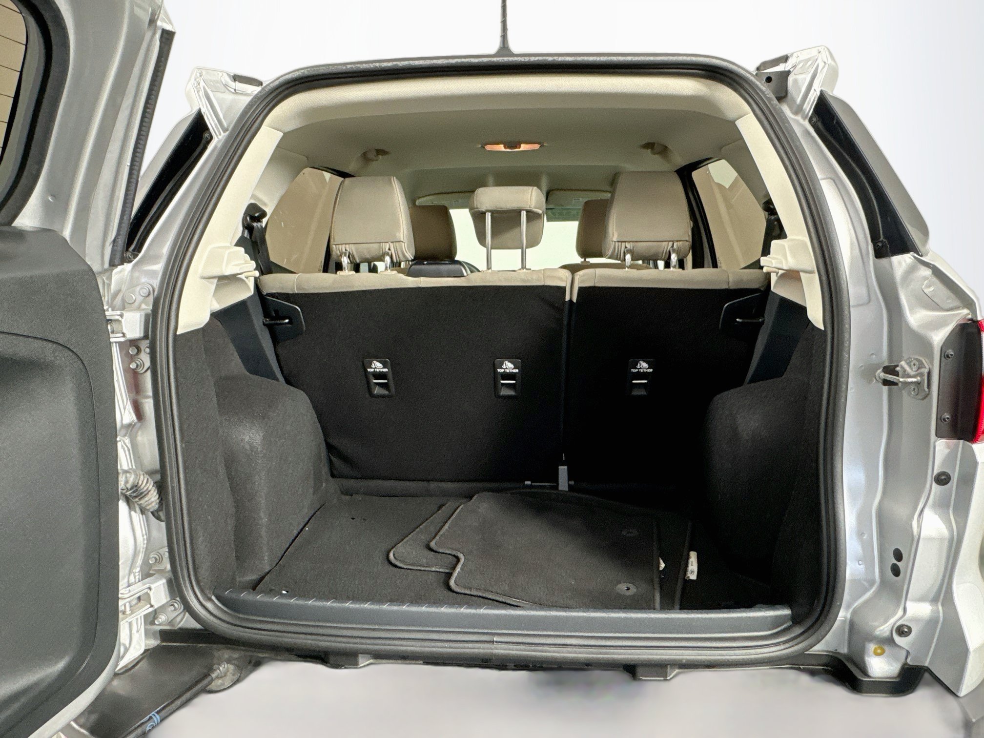 Used 2022 Ford EcoSport S AWD/4WD image 24