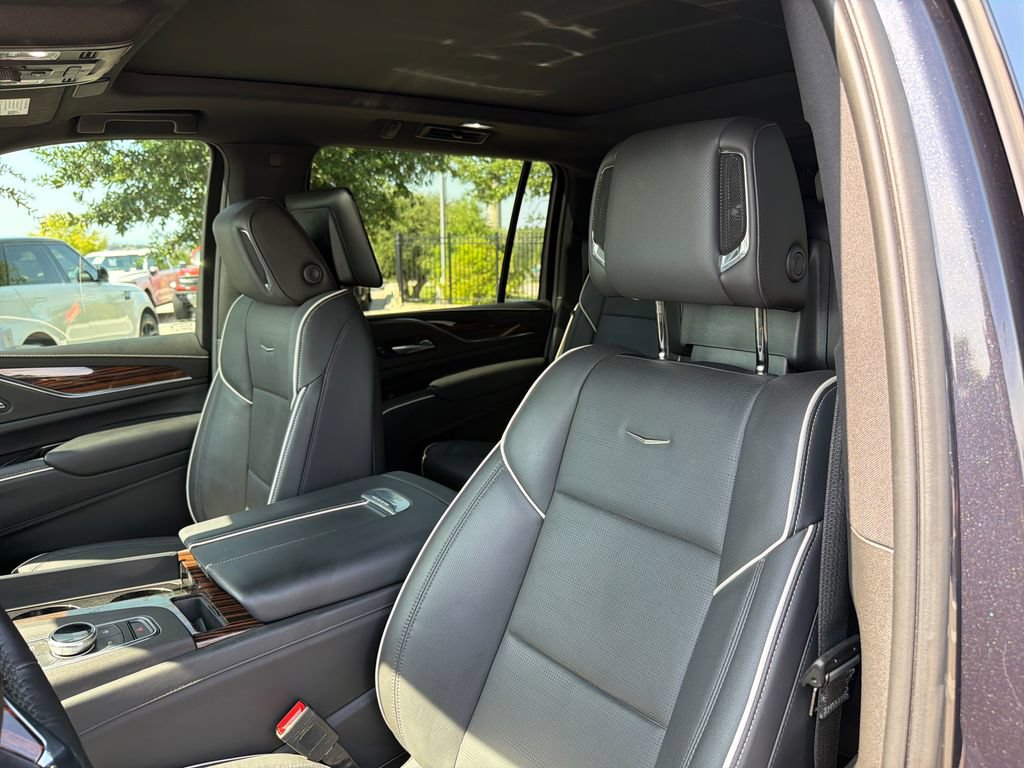 Used 2023 Cadillac Escalade ESV Premium Luxury RWD image 20