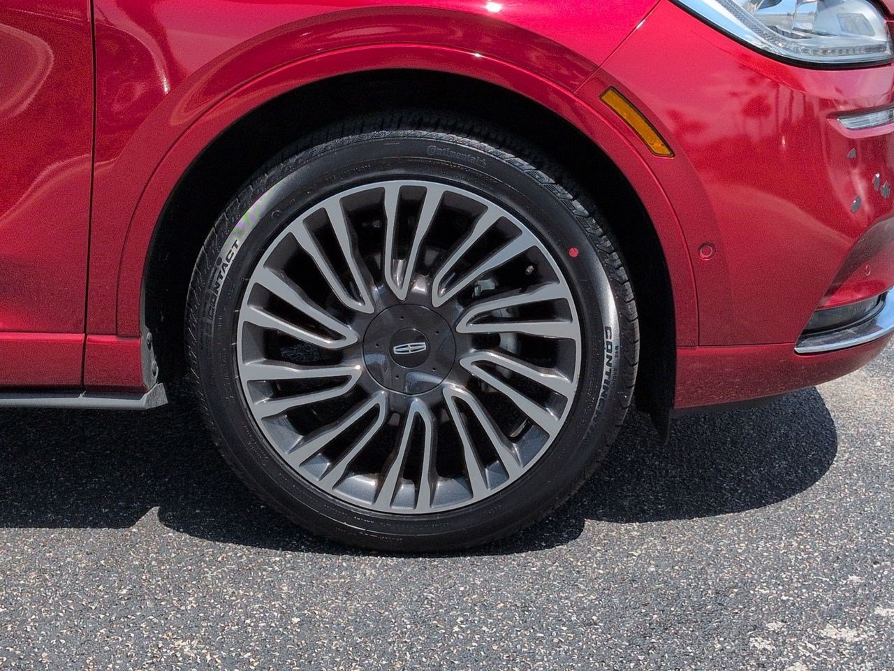 Used 2020 Lincoln Corsair Reserve w/ Equipment Group 201A AWD/4WD image 11