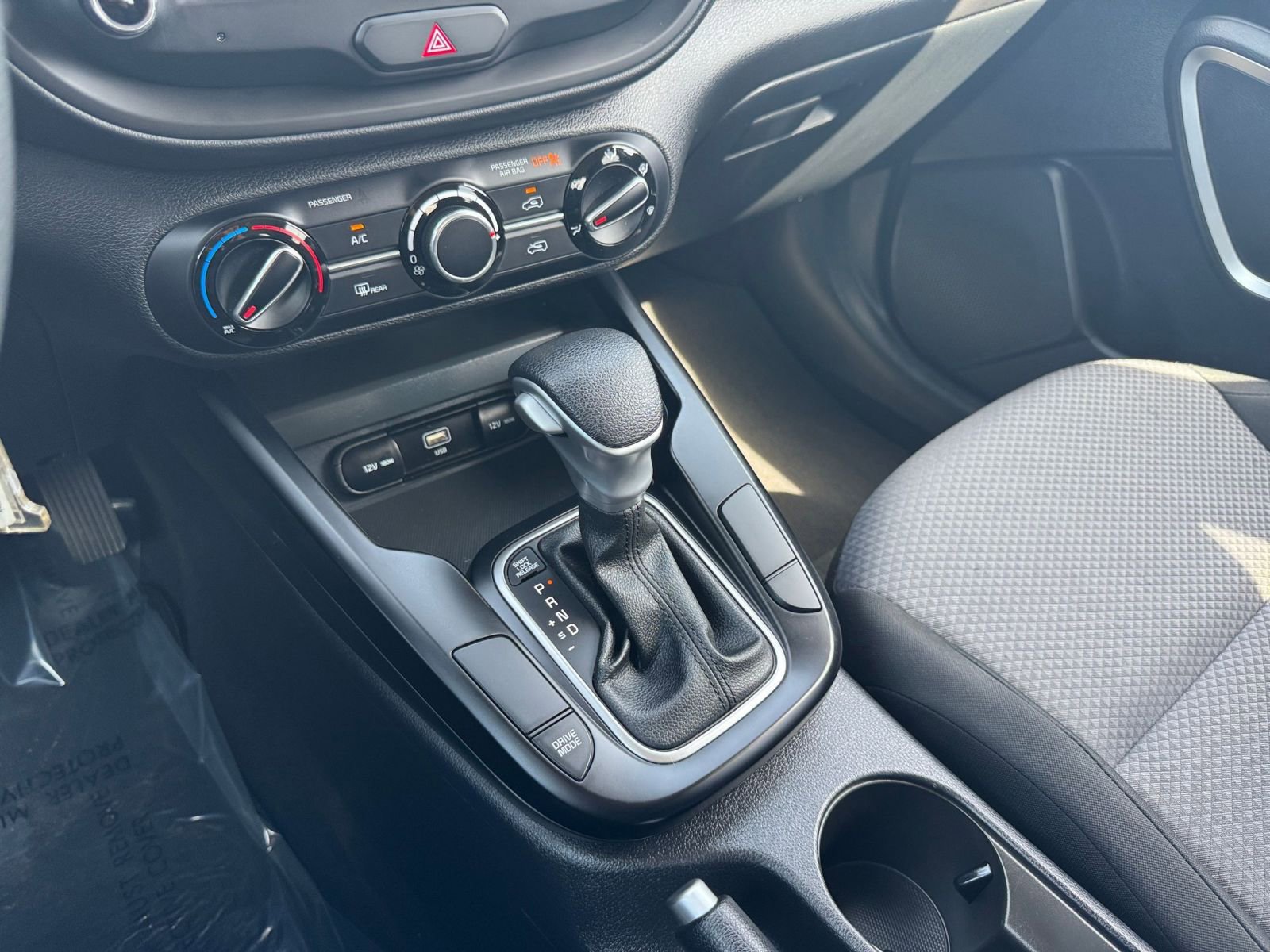Used 2025 Kia Soul LX w/ LX Technology Package image 39