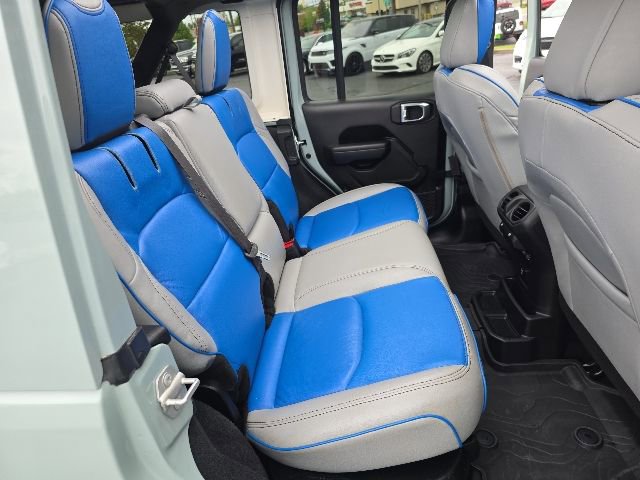 Used 2023 Jeep Wrangler Unlimited Rubicon 4xe w/ Cold Weather Group AWD/4WD image 53