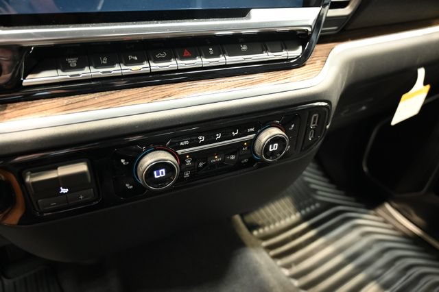 New 2026 Chevrolet Silverado 3500 LT w/ All Star Edition AWD/4WD image 21