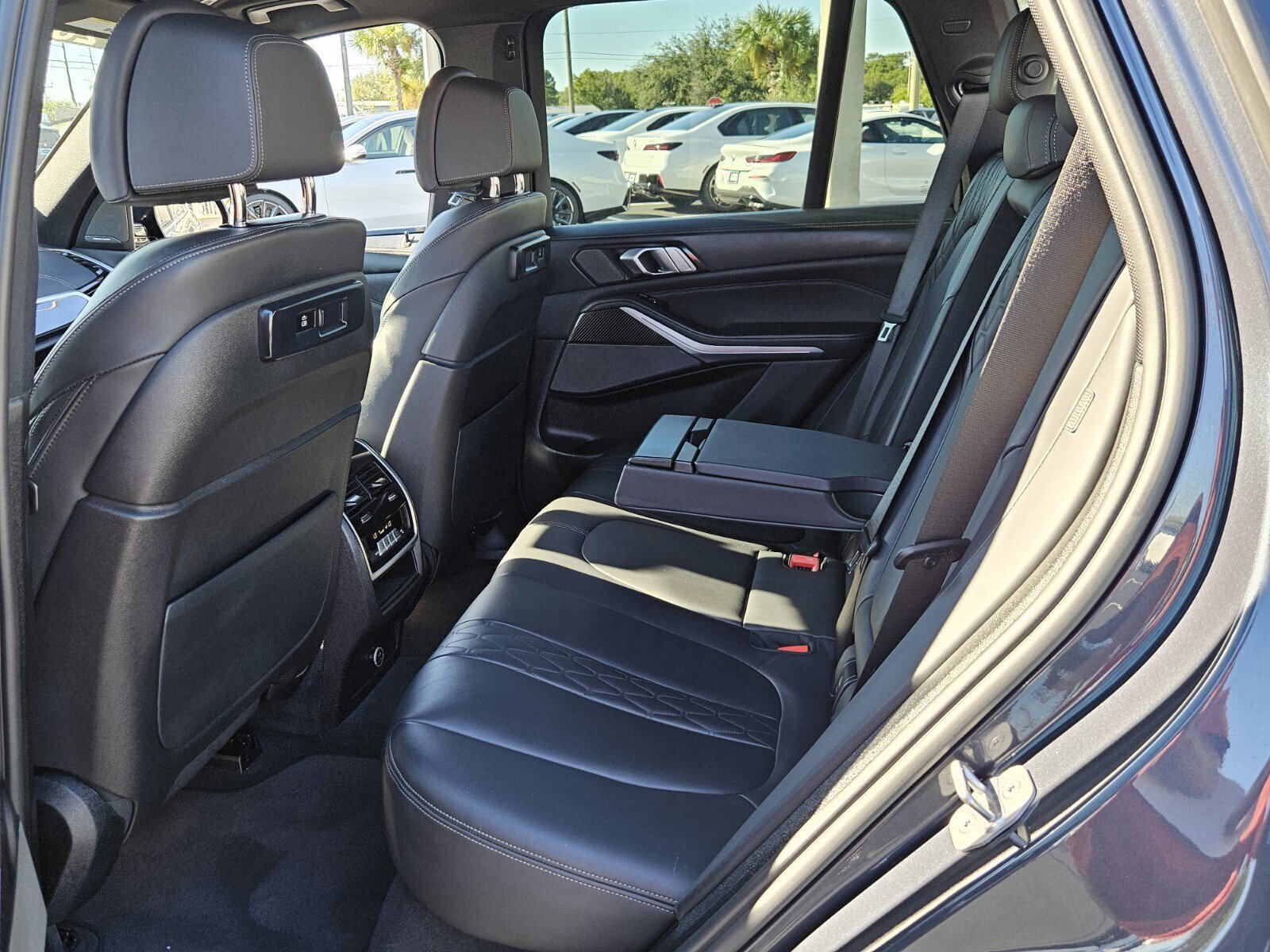 Certified 2022 BMW X5 M50i w/ Premium Package image 15