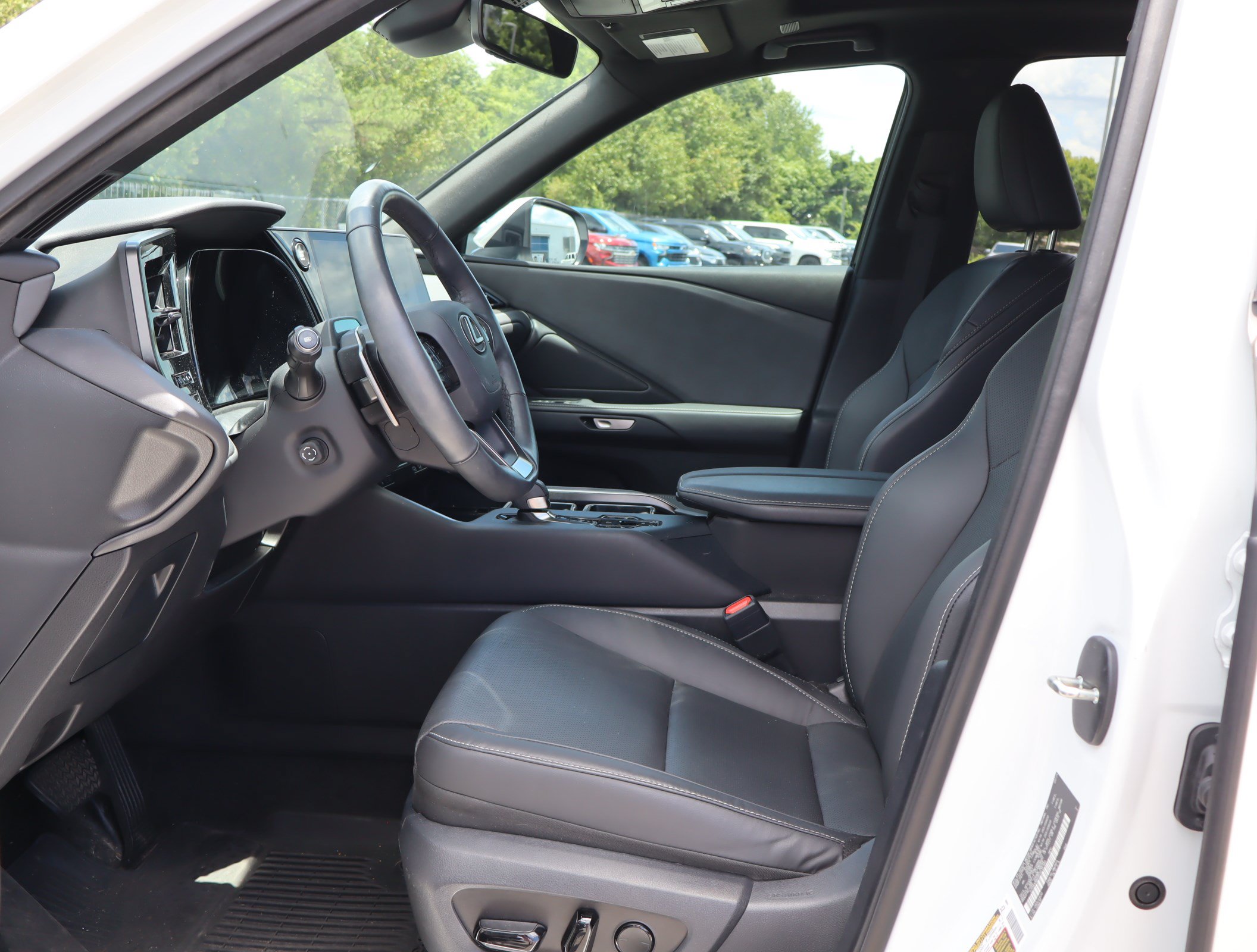 Used 2024 Lexus TX 350 AWD w/ Captains Chair Package image 14