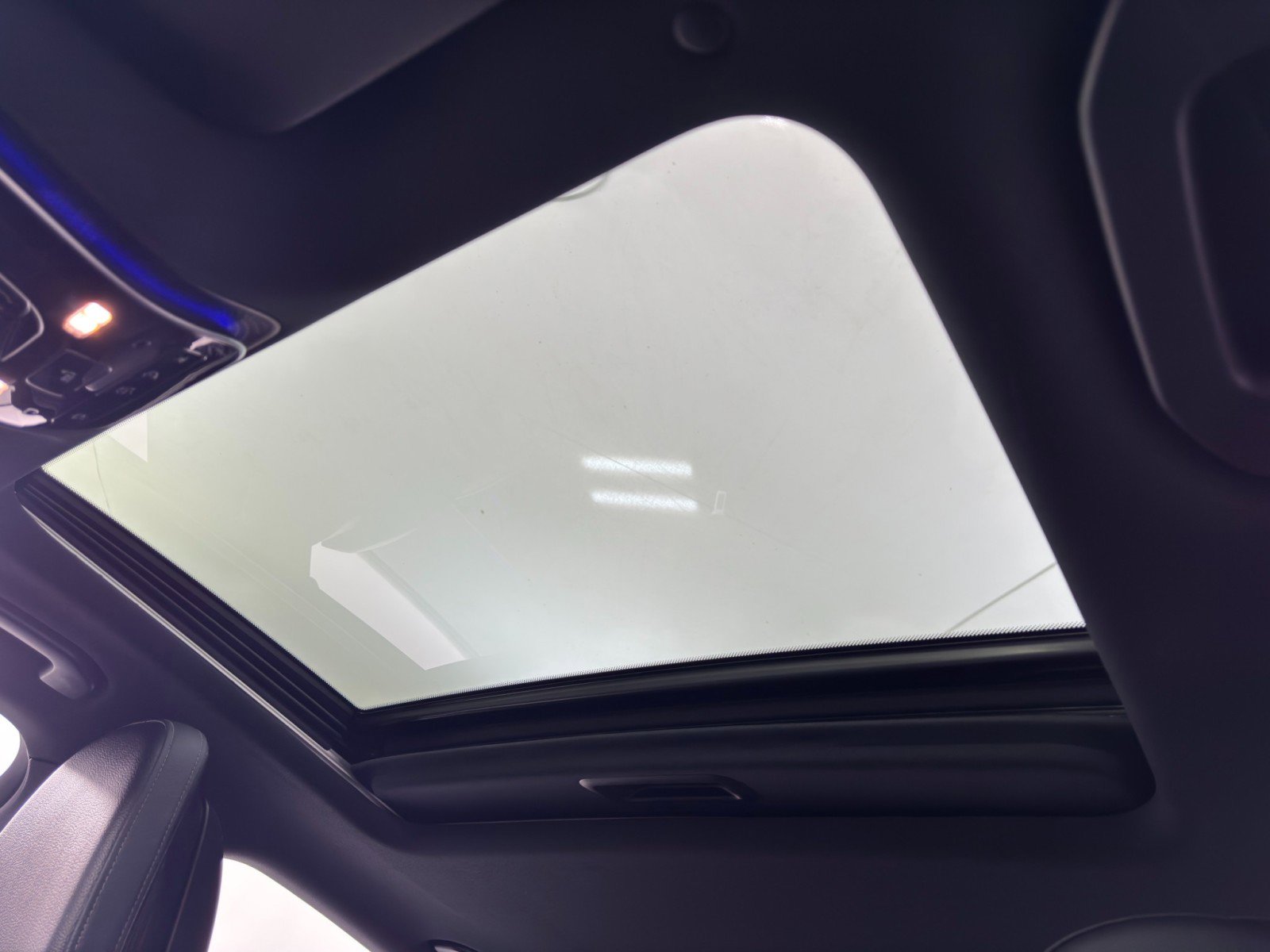 Used 2022 Mercedes-Benz C 300 Sedan w/ AMG Line w/ Night Package image 11