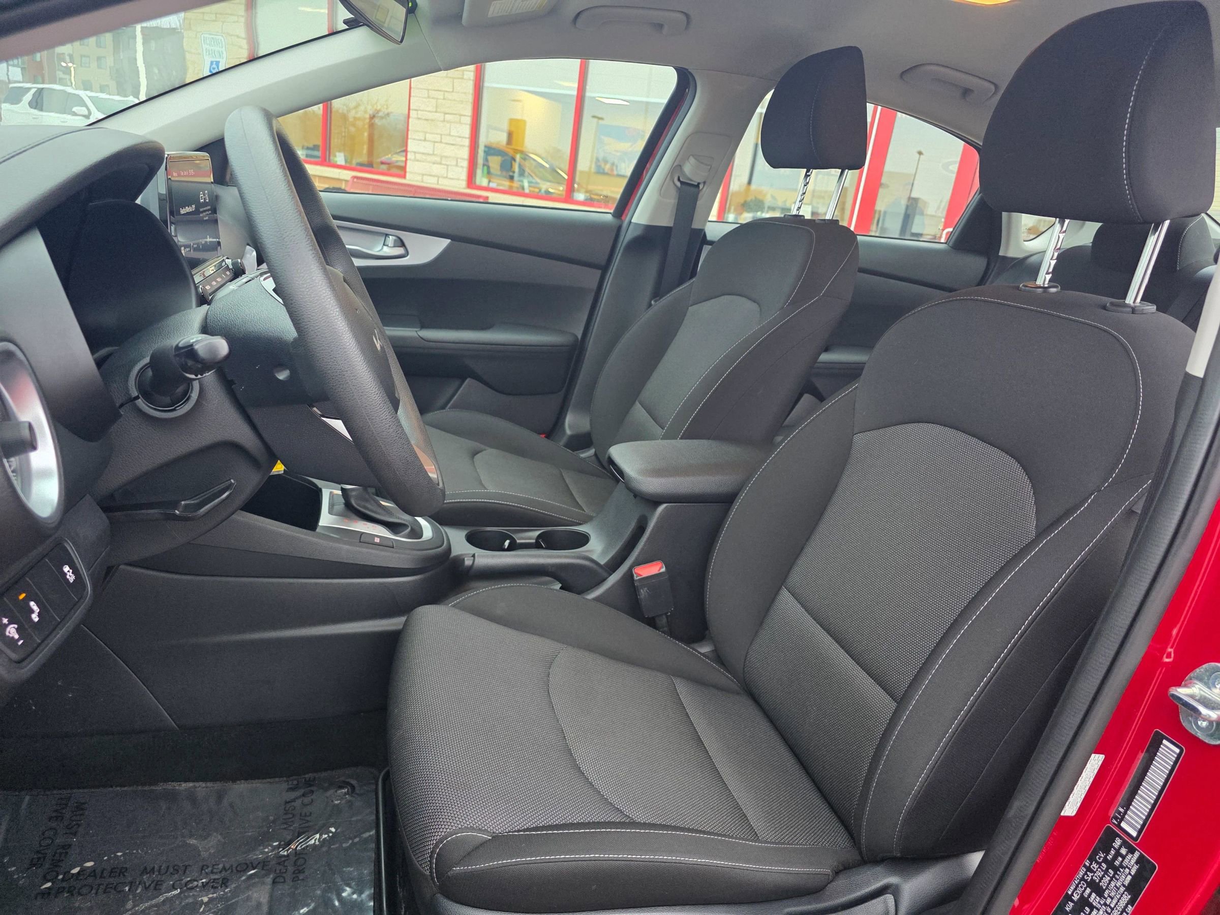 Used 2024 Kia Forte LXS w/ LXS Technology Package image 9