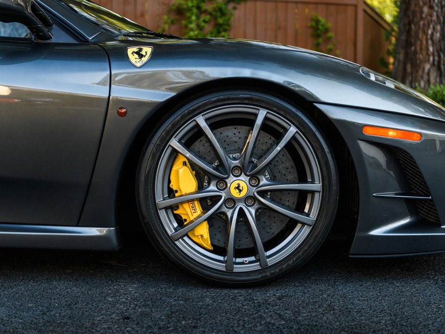 Used 2009 Ferrari F430 Scuderia RWD image 13