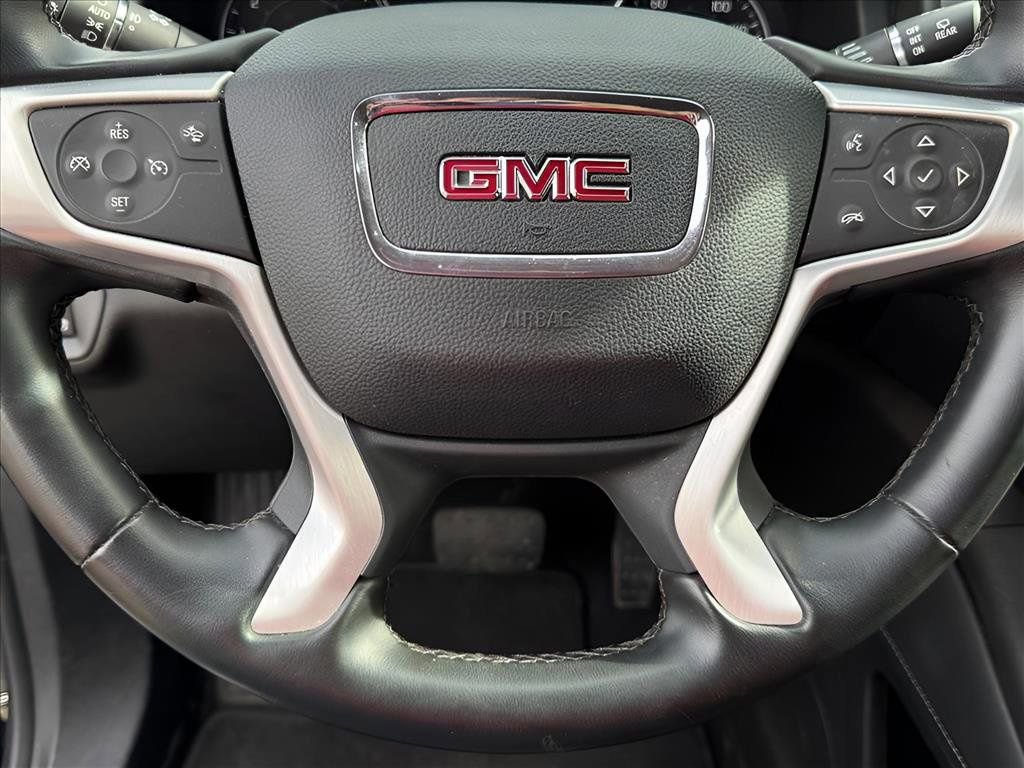 Used 2023 GMC Acadia SLT image 29