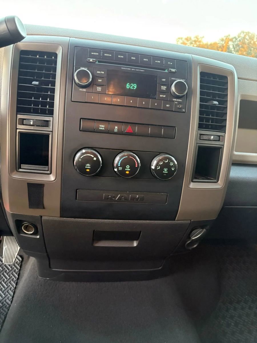 Used 2012 RAM 1500 Express image 16