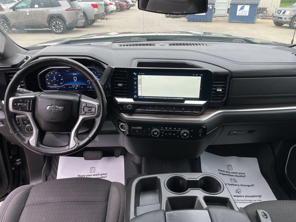 Used 2022 Chevrolet Silverado 1500 RST AWD/4WD image 22