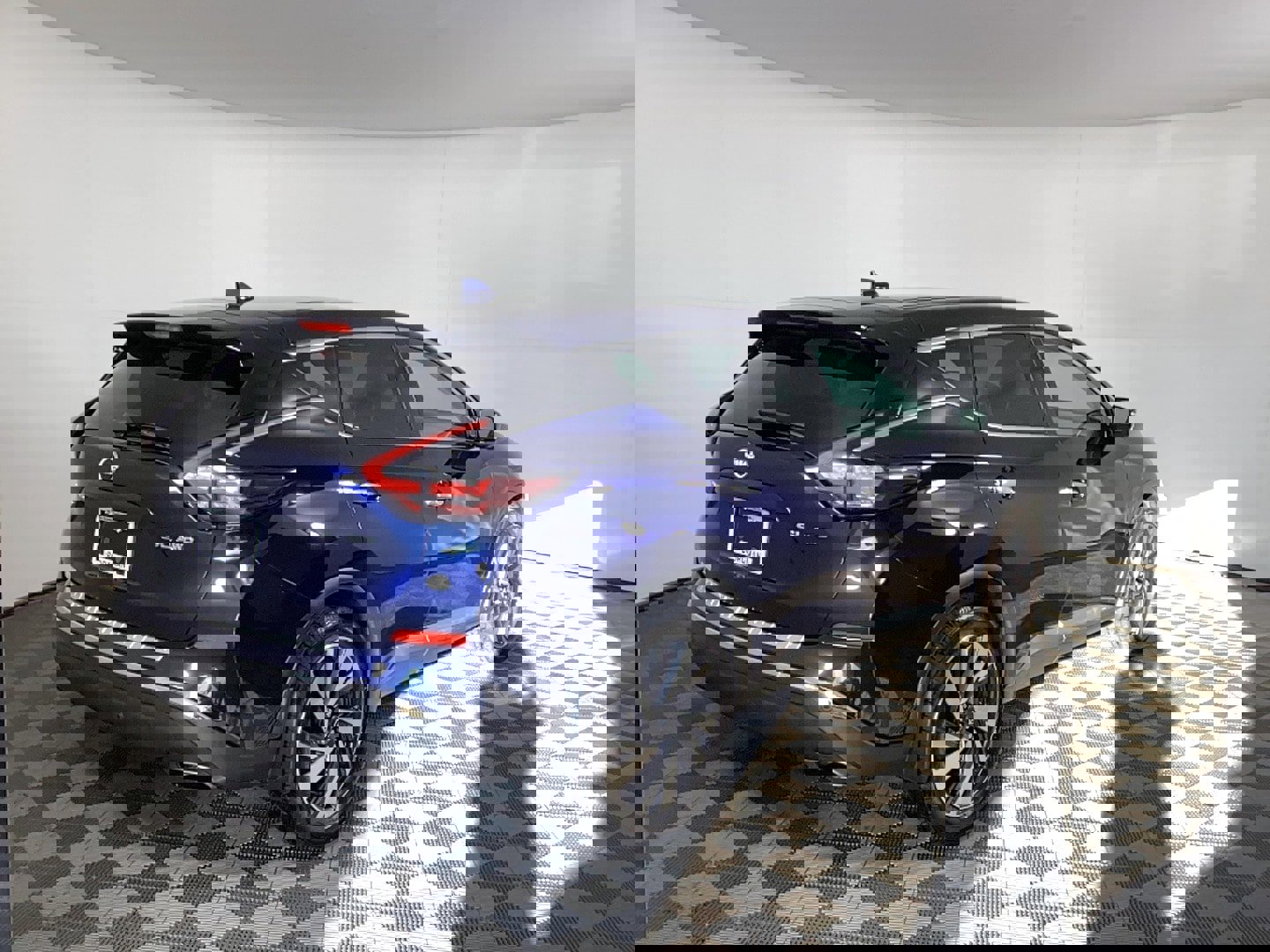 Used 2023 Nissan Murano SL w/ SL Moonroof Package image 2