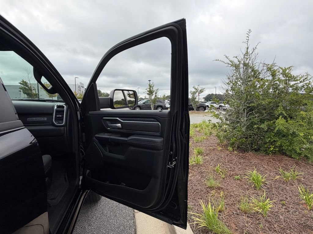 Used 2025 RAM 1500 Big Horn AWD/4WD image 63